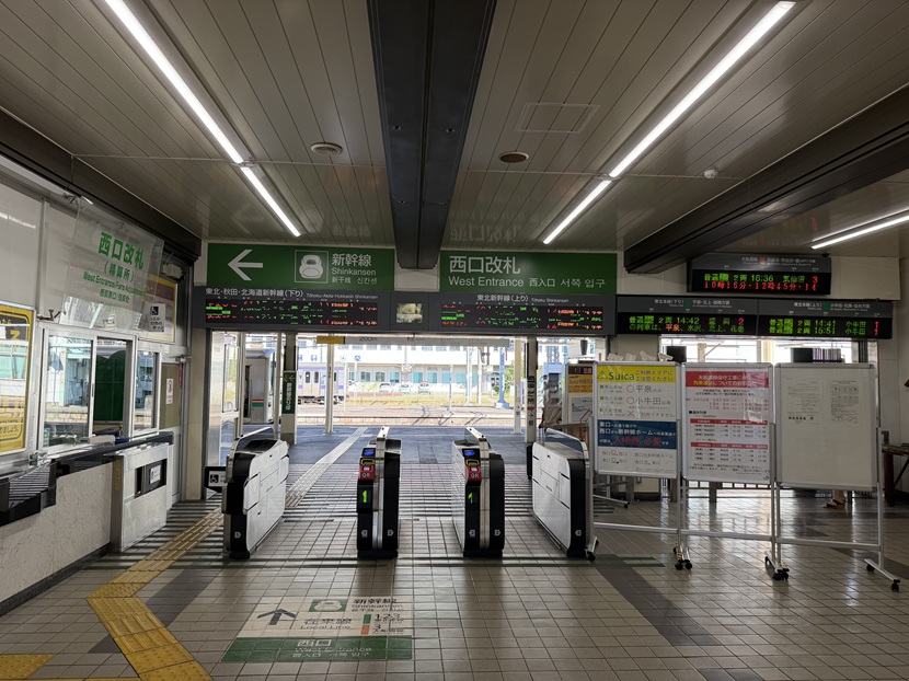 一ノ関駅の西口の改札風景 