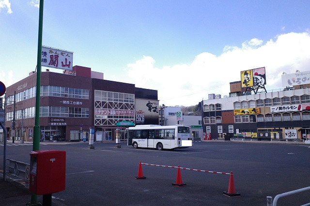 一ノ関駅のバス乗り場全景写真