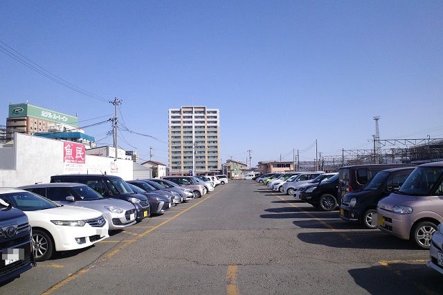 北上駅の駅務北駐車場の写真