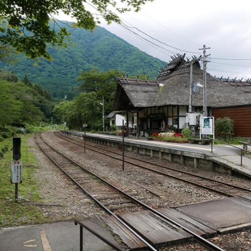 湯野上温泉駅