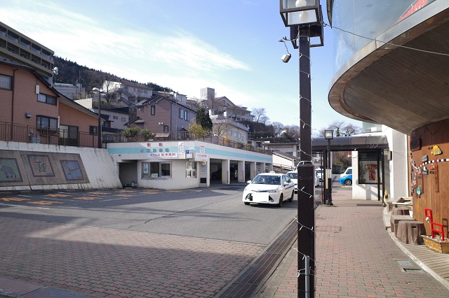 鳴子温泉駅のタクシー乗り場の写真