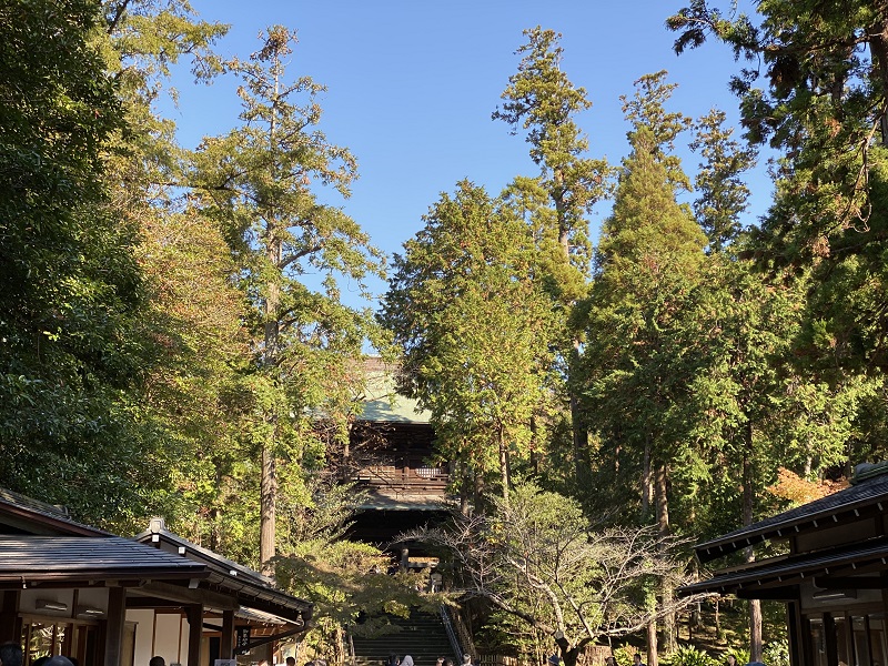 正門から見た円覚寺の全景