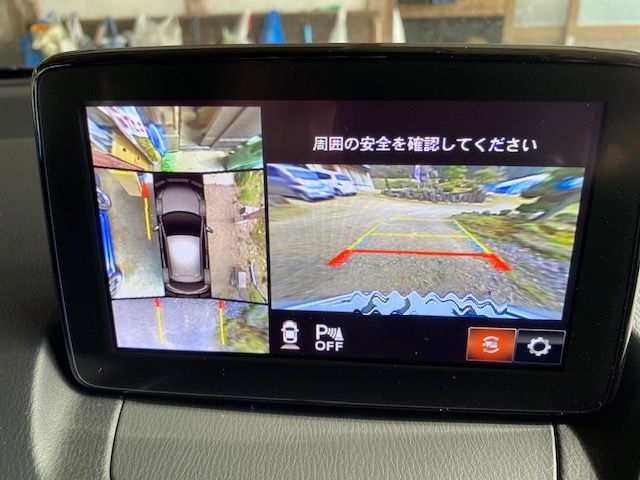 マツダ2３６０度ビューモニターの使用例の写真