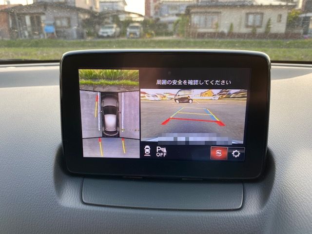 マツダ2３６０度ビューモニターの使用例の写真