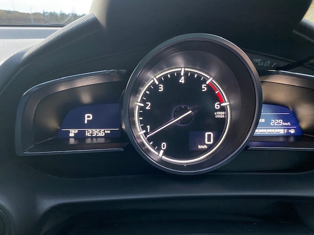 12000㎞走破のMAZDA2の燃費測定