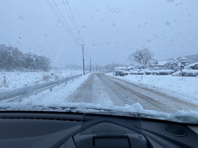 マツダ2雪道走行の写真