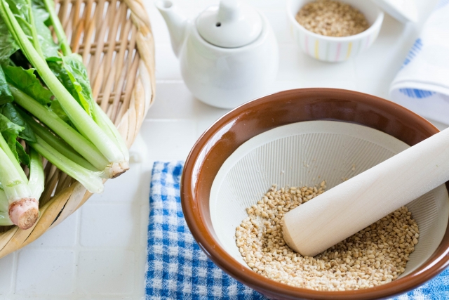 胡麻をするのイメージ写真