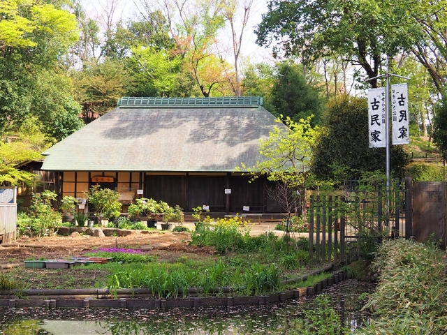 晴耕雨読のイメージ写真