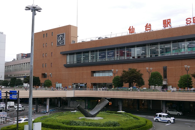 仙台駅西口時計台の位置確認写真