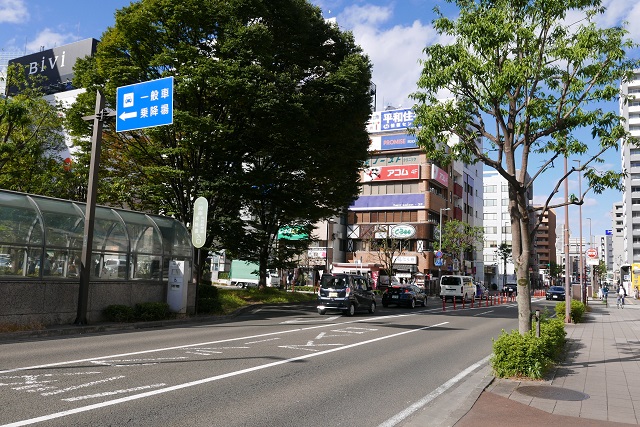 仙台駅東口一般車侵入口の写真