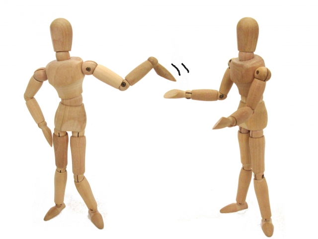 慇懃無礼のイメージ写真