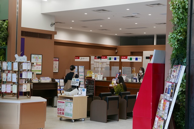 仙台駅東口郵便局の風景