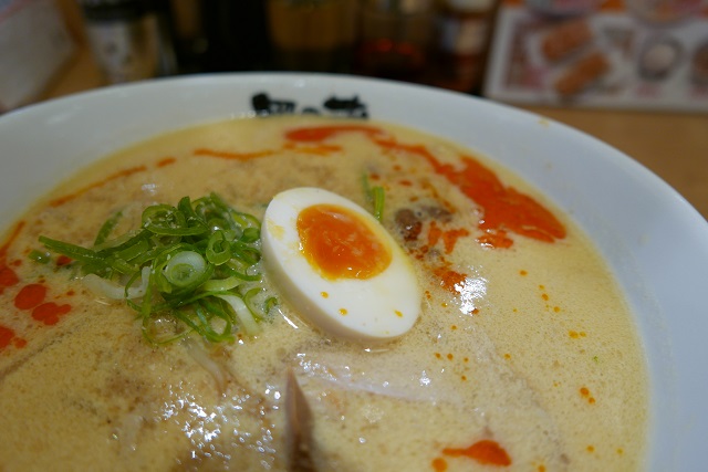 ラーメン無尽蔵のピリ辛ラーメンの写真