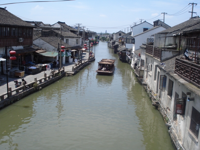 背水の陣のイメージ写真