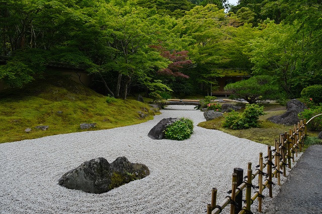 円通院の日本庭園の風景写真