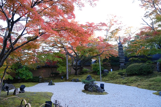円通院の紅葉の写真