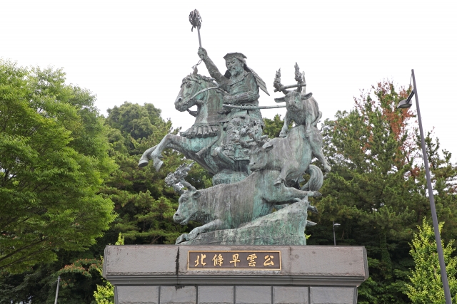 北条早雲の銅像