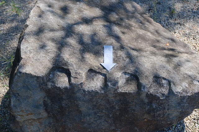 山形城の石積みの細工の写真