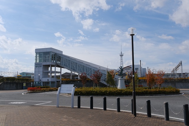小牛田駅東口の全景写真
