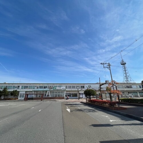 小牛田駅の全景写真