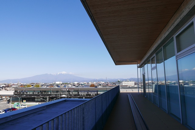 鳥海山ビューデッキからの風景写真