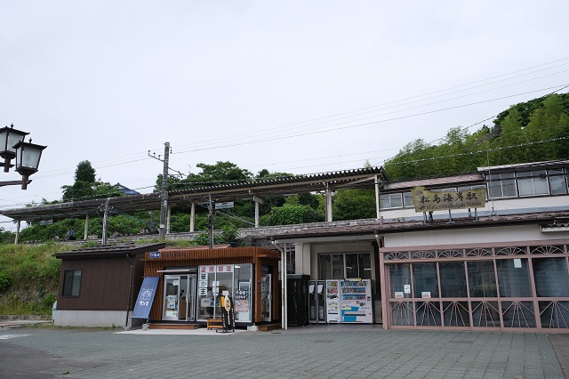 勝島海岸駅の旧駅舎の写真