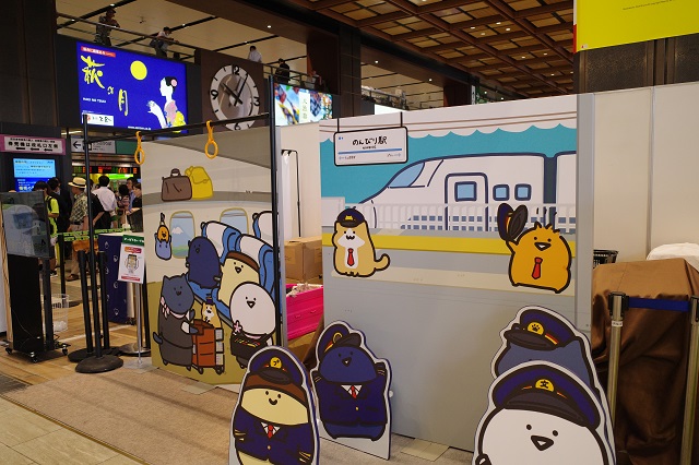 仙台駅中央改札前の9月のイベント状況写真