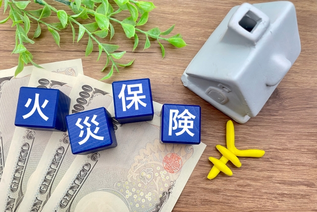 対岸の火事のイメージ写真