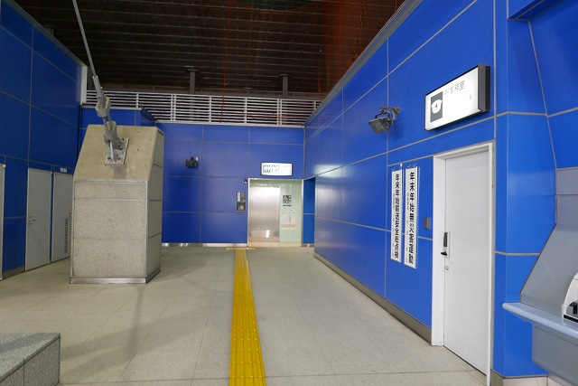 仙台空港駅の洗面所の写真