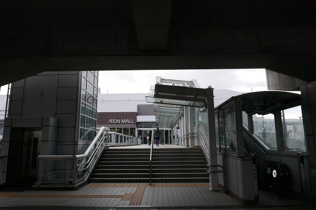 「杜せきのした駅」の右手の写真