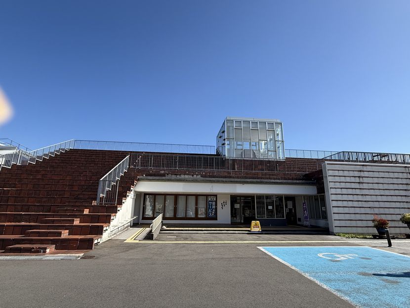 大石田駅の正面風景