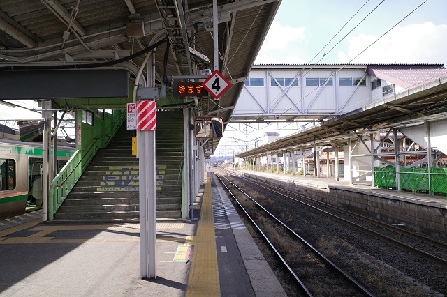 白石駅の駅のホーム