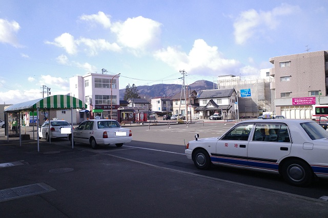 白石駅のタクシー乗り場の風景写真