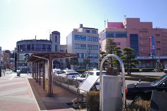 石巻駅のタクシー乗り場の風景写真