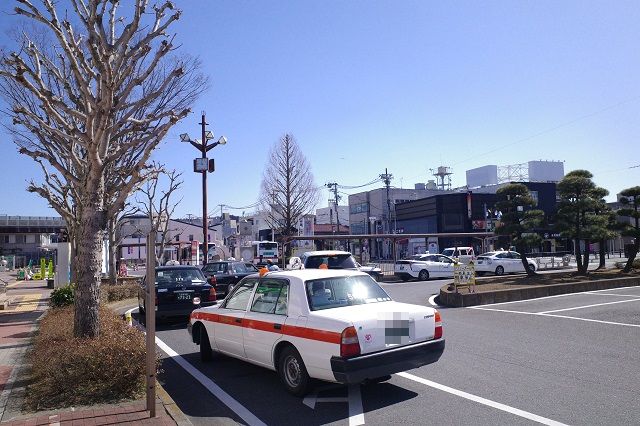 石巻駅のタクシー乗り場の風景写真