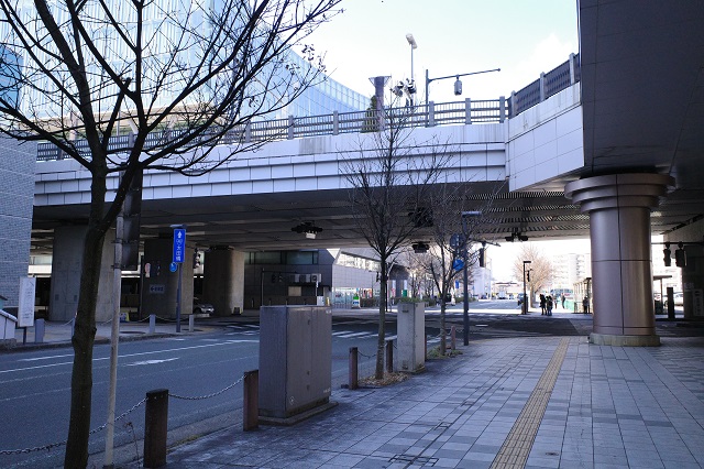 盛岡駅西口の一般車侵入の写真