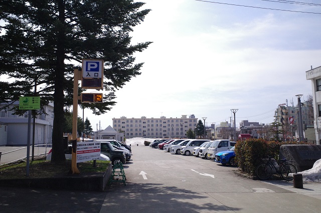 新庄駅西口駐車場の風景写真