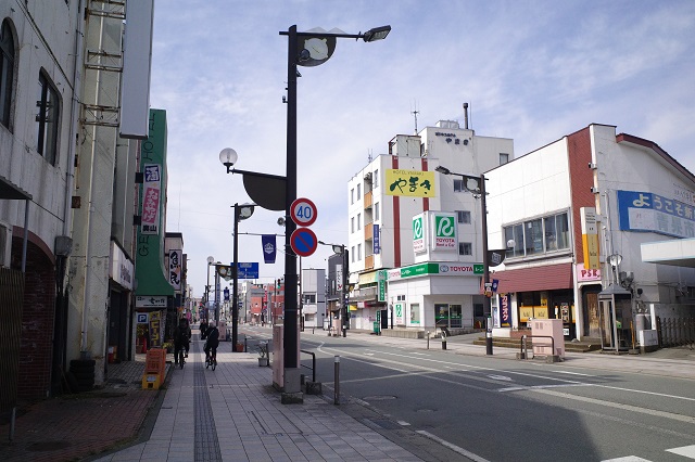 新城駅のトヨタレンタカーの場所の写真