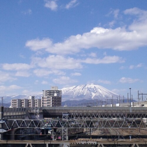 盛岡駅から見た岩手山写真