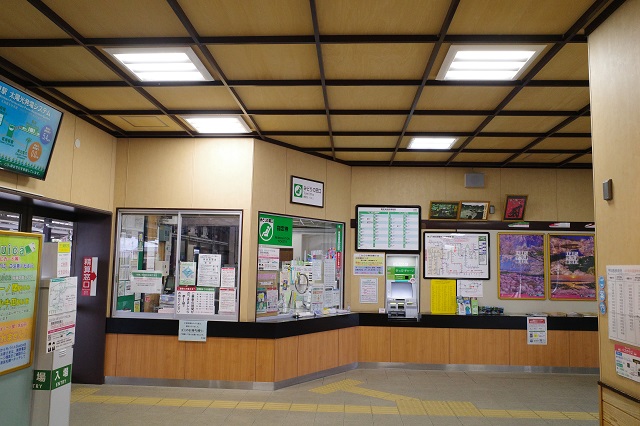 平泉駅のみどりの窓口の写真