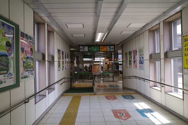 新白河駅の東北本線の改札