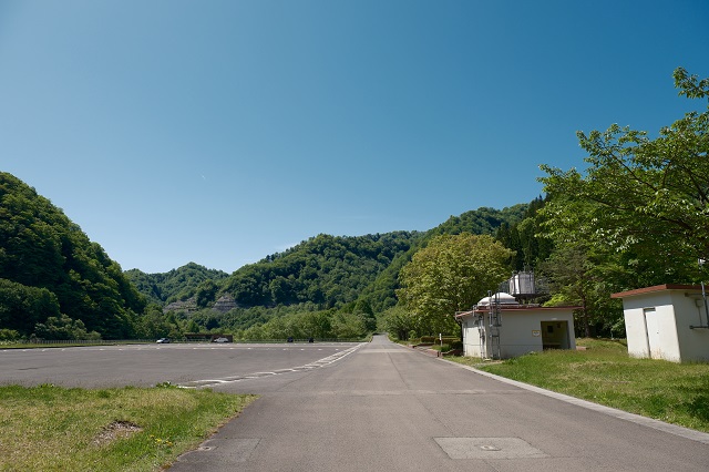 玉川ダム下流公園の全景写真