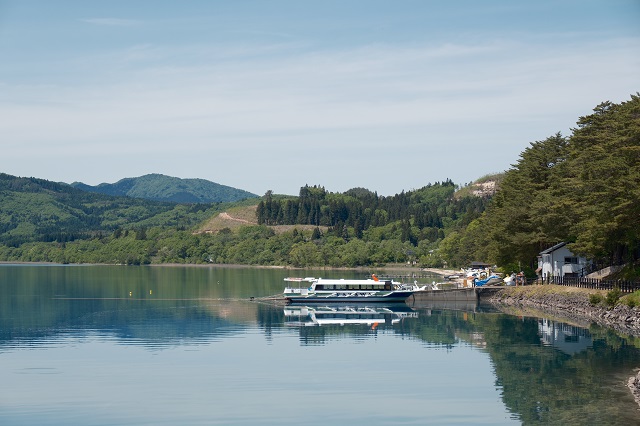 田沢湖遊覧船の写真