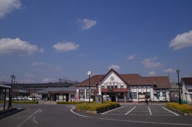 白河駅の駅の全景風景写真