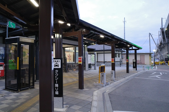 伊達駅のタクシー乗り場の風景写真