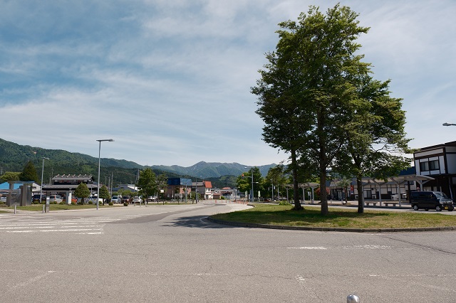 田沢湖駅前の風景写真