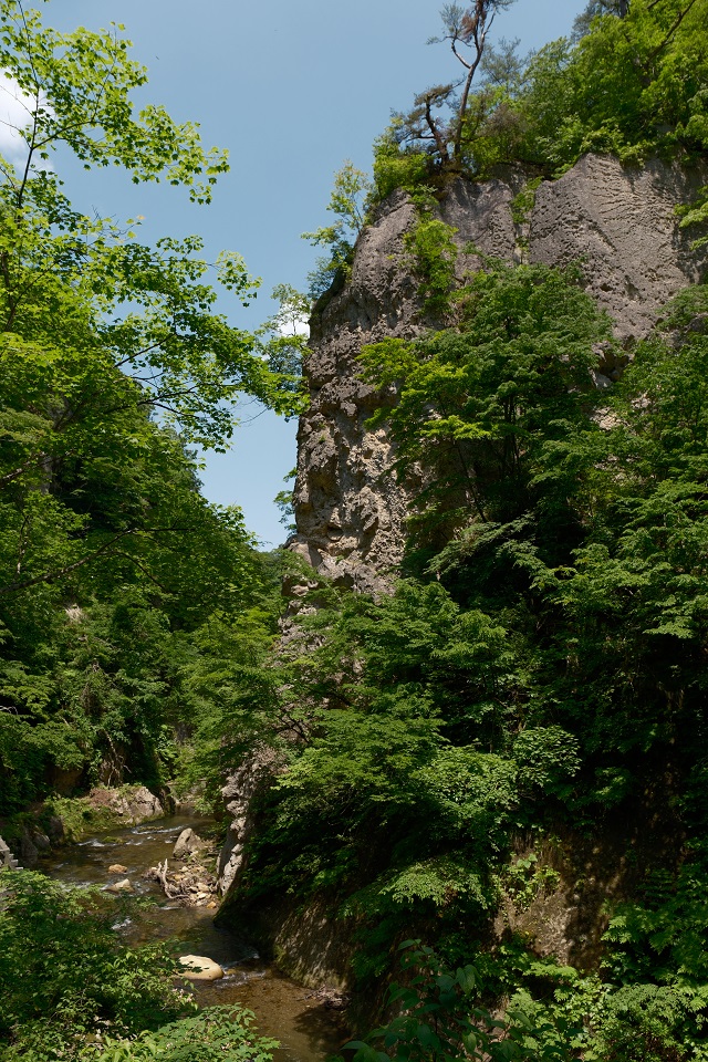 鳴子峡の遊歩道の観光写真