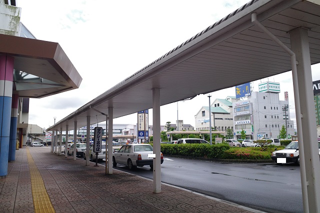 古川駅のタクシー乗り場の写真