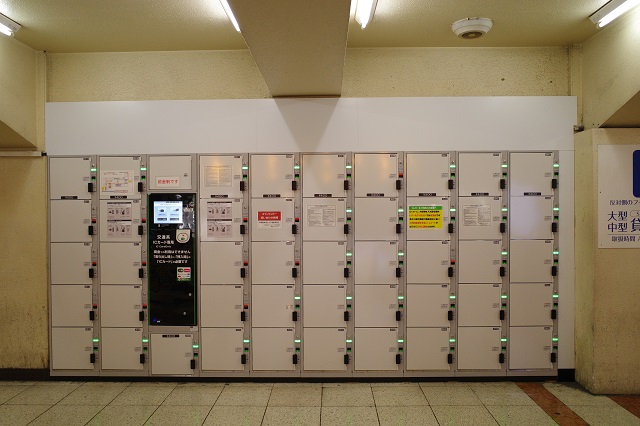 新宿駅①番の場所のコインロッカー