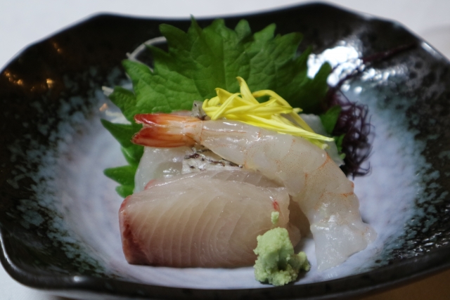 上げ膳据え膳のイメージ写真